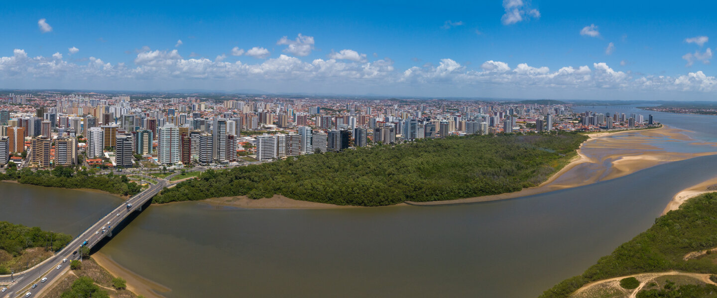 aracaju. cercada de belezas por todos os lados.